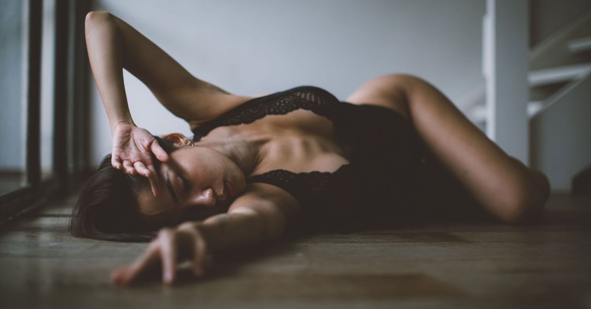 Create Core Memories with&nbsp;Valentine’s Day Boudoir Photoshoot Experience