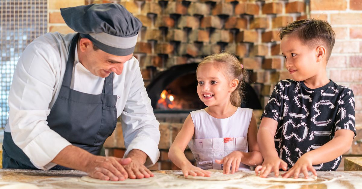 Kids Activity Programme - jw marriot khao lak - pizza making