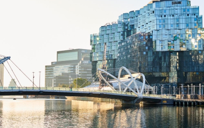 Yarra River front hotel