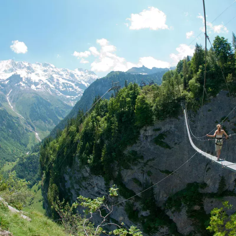  10 Travel Experiences in Switzerland for Outdoor Enthusiasts and Nature Lovers