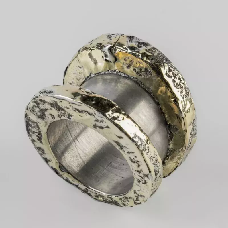 jewellery trends for men 2025