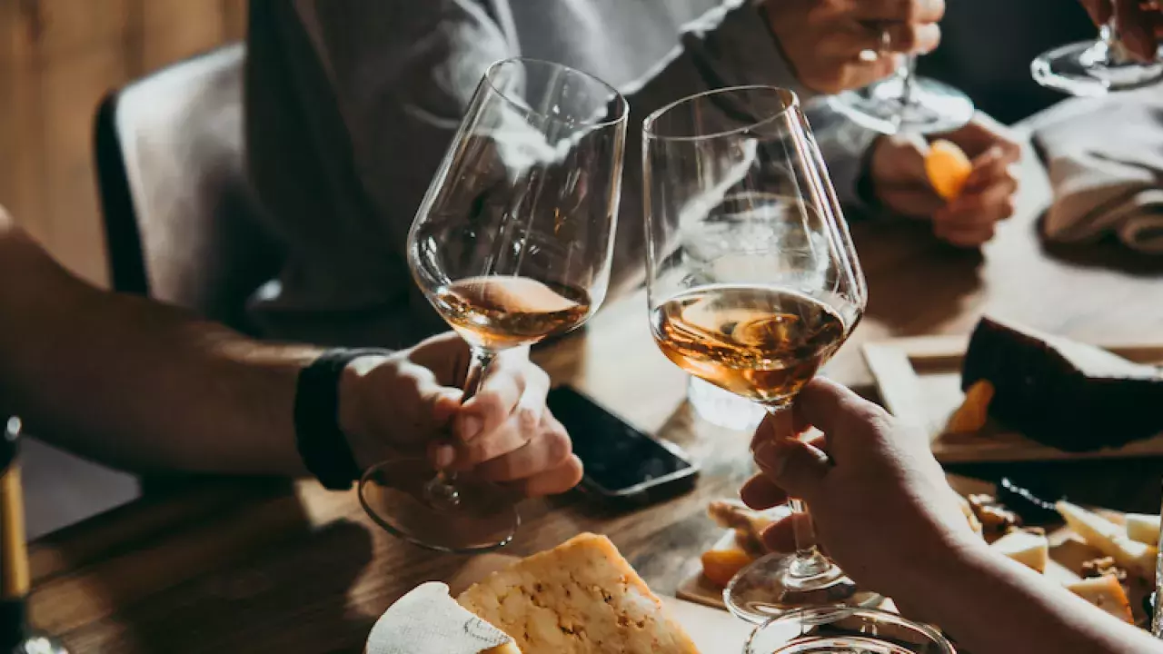 Alcohol Delivery: Japanese Sake and Wine Delivery in Singapore by WalaClub