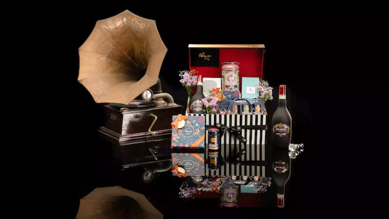 Care Packages and Thoughtful Gifts For Loved Ones