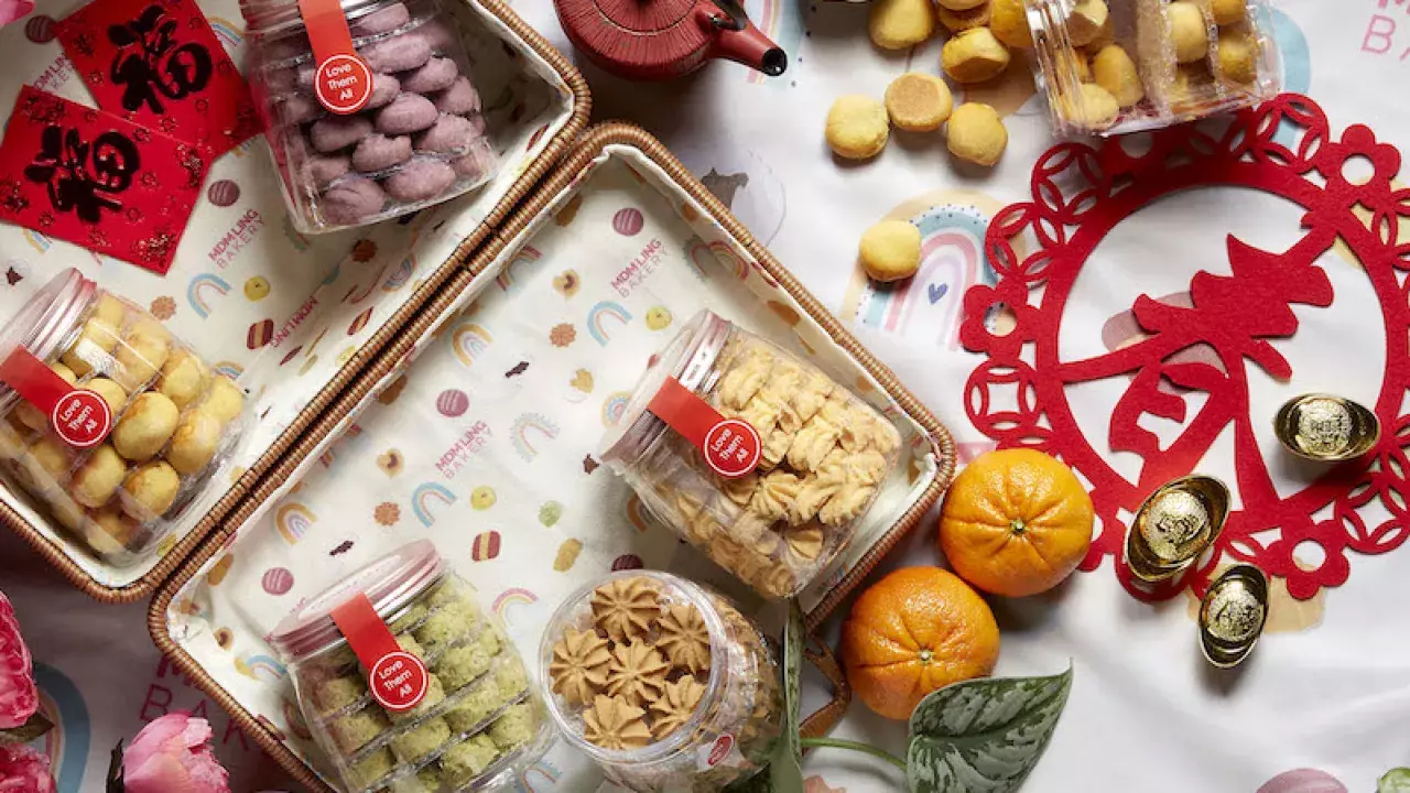 Chinese New Year 2022: CNY Gifts, Goodies and Snacks in Singapore To Enjoy This Lunar New Year