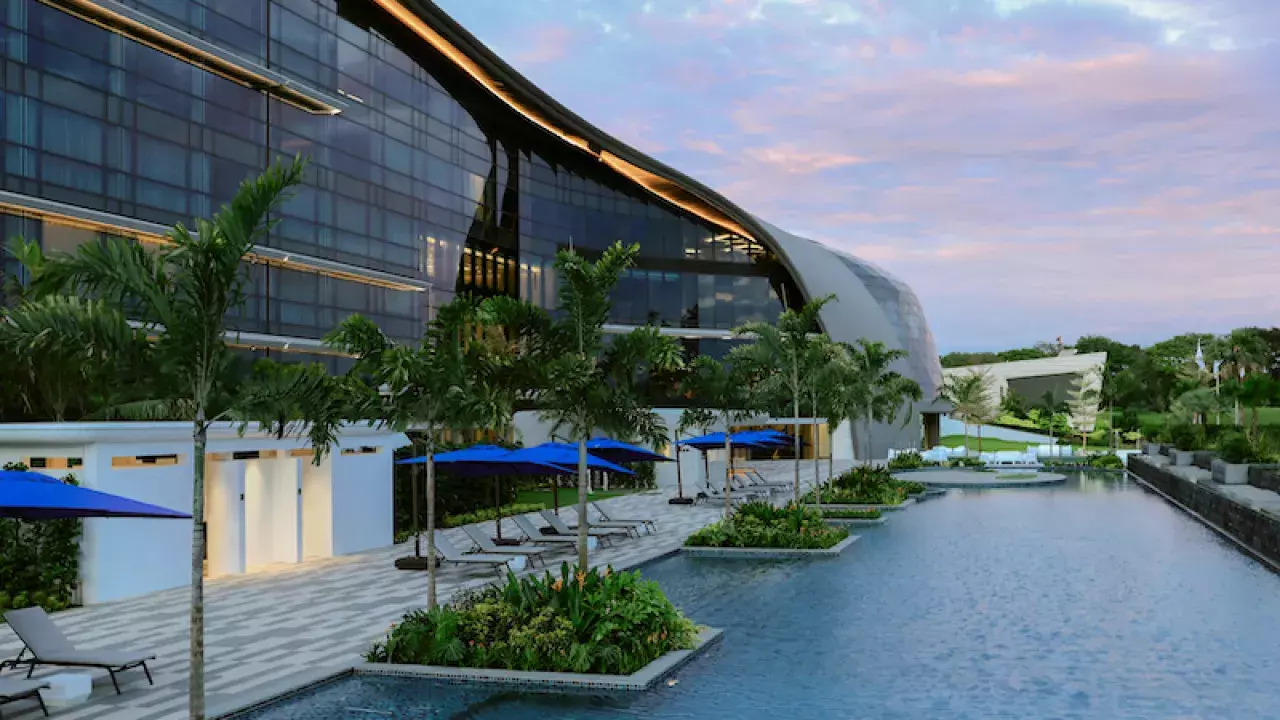 Staycation in Singapore: Dusit Thani Laguna Singapore