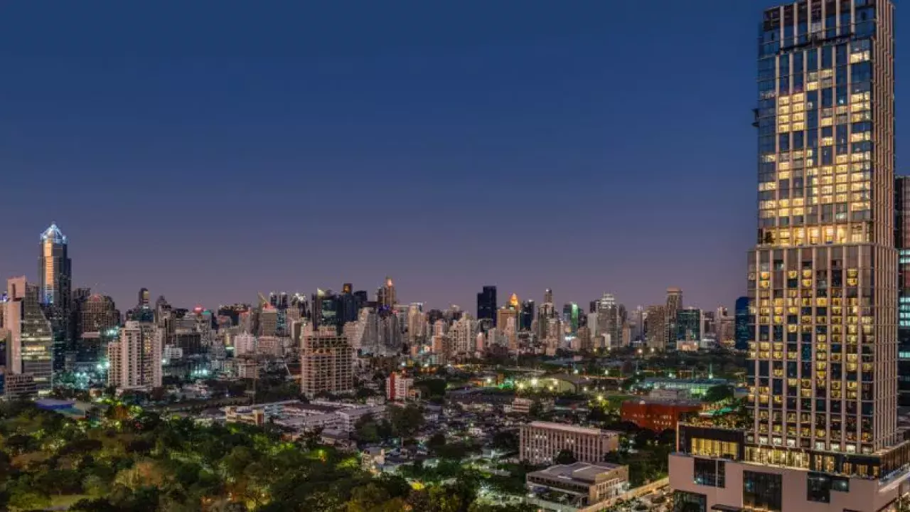 We review The Ritz-Carlton, Bangkok 