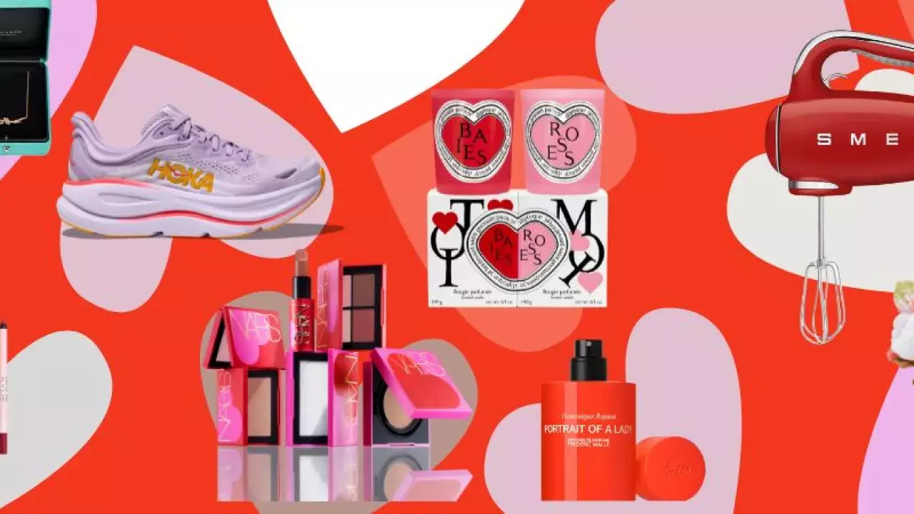 Valentine’s Day Gifts for Her in Singapore 2025