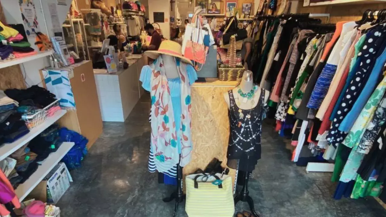 Too many old clothes, furniture and books? It’s time to declutter and donate to these places.